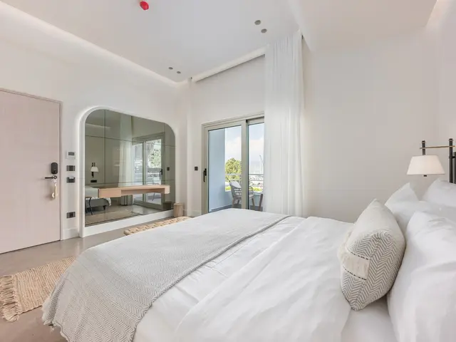 фотографии отеля Yacht Classic изображение №15