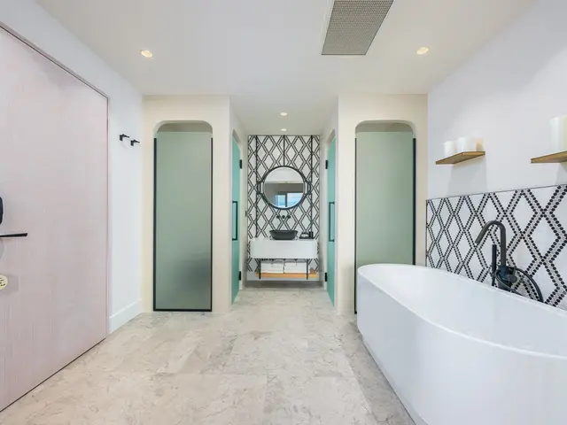 фото отеля Yacht Classic изображение №9