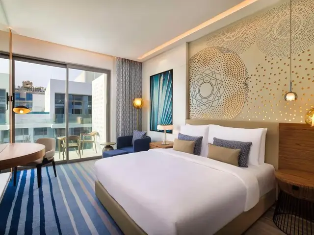 фото Tumbi Hotel Dubai The Palm, Tapestry Collection by Hilton (ex. Tumbi West Palm Beach Hotel Dubai, Tapestry Collection By Hilton) изображение №30