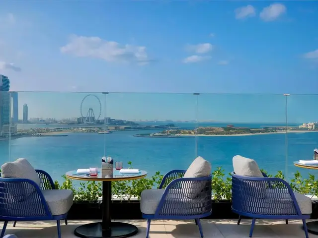фото отеля Tumbi Hotel Dubai The Palm, Tapestry Collection by Hilton (ex. Tumbi West Palm Beach Hotel Dubai, Tapestry Collection By Hilton) изображение №25