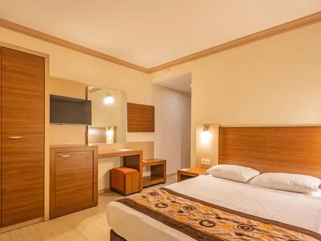 фотографии отеля Prestige Alanya (ex. Euphoria Comfort Beach Alanya; Loxia Comfort Beach Alanya; Happy Elegant) изображение №7