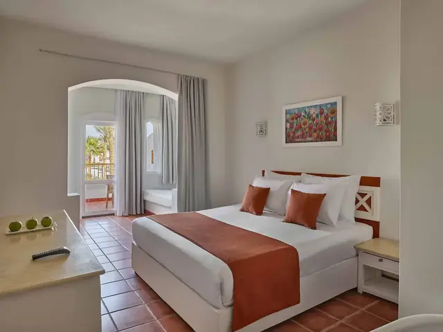 фотографии отеля Jaz Neo Reef Marsa (ex. Jaz Solymar Reef Marsa; Jaz SuneoClub Reef) изображение №31