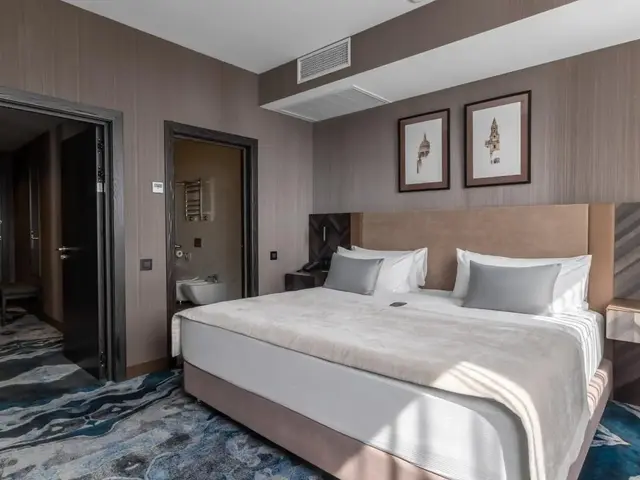 фото отеля Парк Отель Владикавказ (ex. DoubleTree by Hilton Vladikavkaz) изображение №9