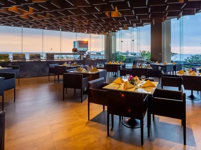 фото Royal Cliff Beach Hotel изображение №62