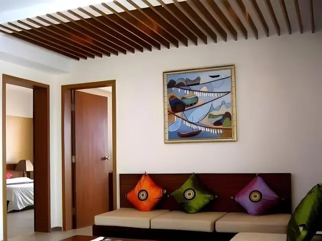 фото отеля J Hotel (ex. Yuhai International Resort; Azure Resort) изображение №25