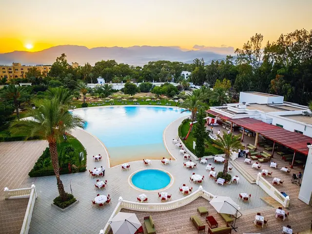 фото отеля L'Atrium изображение №37