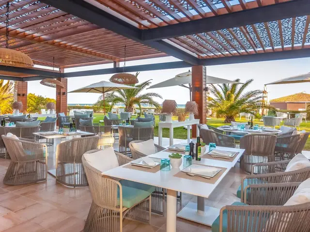 фотографии Oceana Hotel & Spa (ex. TUI Blue Oceana Suites; TUI SENSIMAR Oceana Resort & Spa) изображение №12