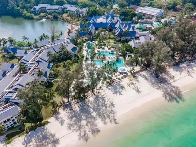 фото отеля SAii Laguna Phuket (ex. Outrigger Laguna Phuket Beach Resort; Laguna Beach Resort) изображение №1
