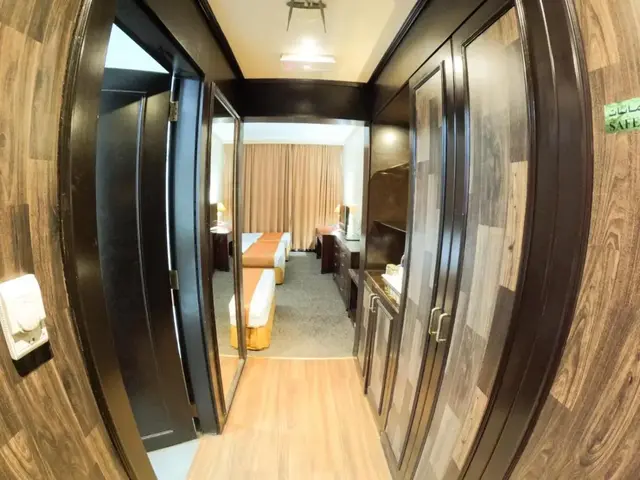 фото отеля Knight Armour (ex. Grand Mayfair) изображение №29