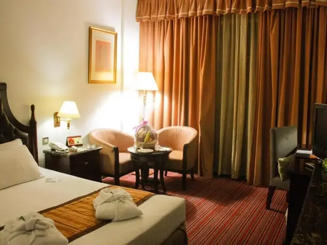 фото отеля Knight Armour (ex. Grand Mayfair) изображение №13