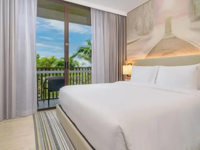 фото отеля Holiday Inn Resort Krabi Ao Nang Beach (ex. Dusit D2 Ao Nang Krabi; Vogue Resort & Spa Ao Nang) изображение №57