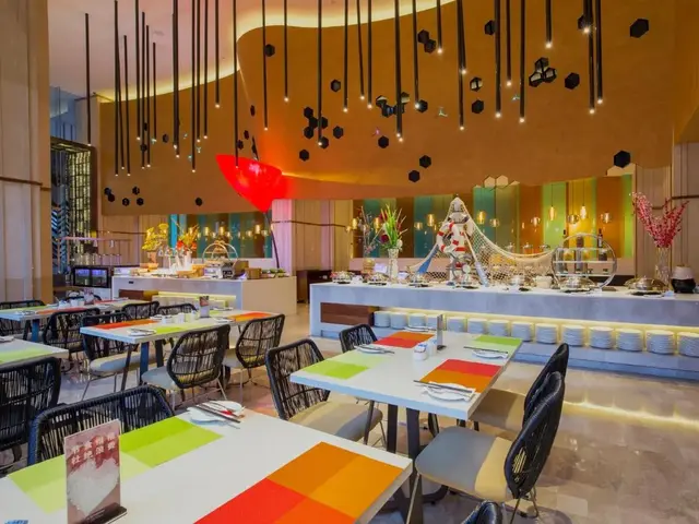 фото отеля Ramada Plaza By Wyndham Sanya Bay (ex. Wyndham Sanya Bay Annex Building; Sanya Lihe) изображение №25