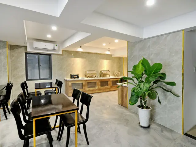 фото отеля Golden Lotus изображение №5