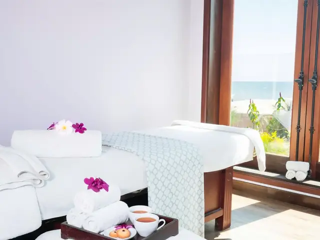 фотографии отеля Hoang Ngoc Resort (Oriental Pearl Beach Resort) изображение №31