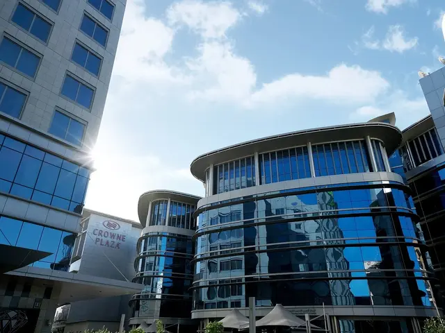 http://Crowne%20Plaza%20Doha%20The%20Business%20Park