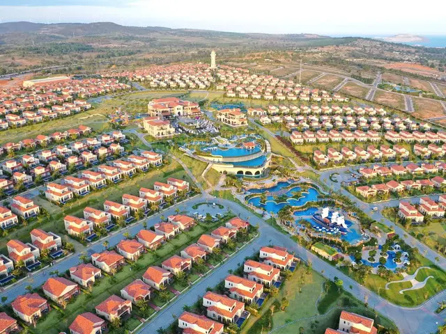 http://Centara%20Mirage%20Resort%20Mui%20Ne