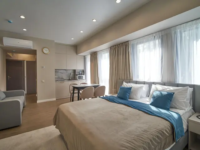 фото отеля Mirror Family (ex. Профспорт) изображение №37