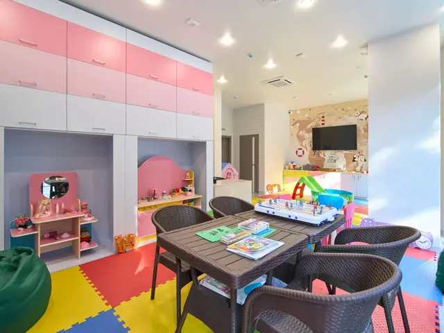 фото отеля Mirror Family (ex. Профспорт) изображение №33