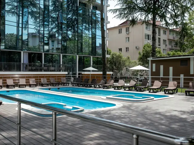 фото отеля Mirror Family (ex. Профспорт) изображение №1