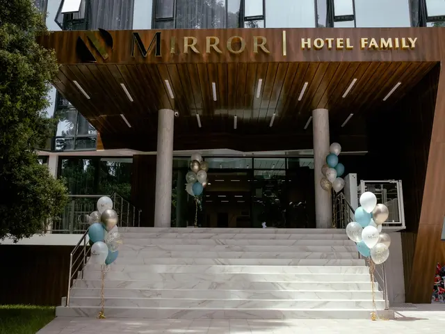 фотографии отеля Mirror Family (ex. Профспорт) изображение №7