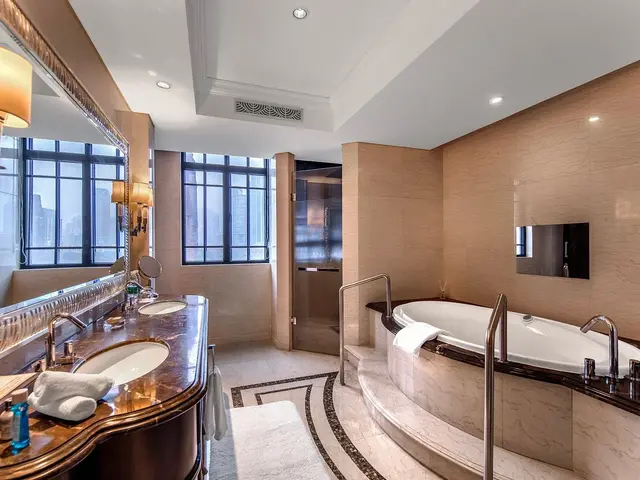 фото отеля The Yangtze Boutique Shanghai (ex. The Langham Yangtze) изображение №49