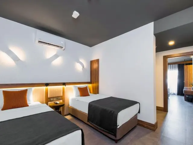 фотографии отеля Kaia Coracesium (ex. Villa Sunflower Beach; Titan Garden) изображение №11