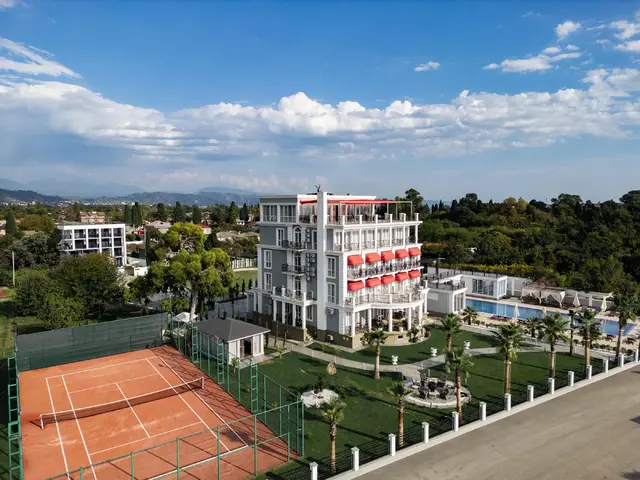 фото отеля Grace Aqua Villa (Грейс Аква Вилла) изображение №1