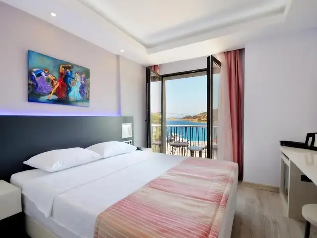 фотографии отеля Datca Sapphire Hotel изображение №3