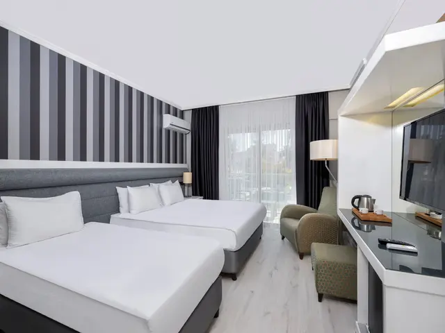фото Dedeman Kemer Resort (ex. Club Jovia; Armir Resort; Kemer Reach) изображение №10