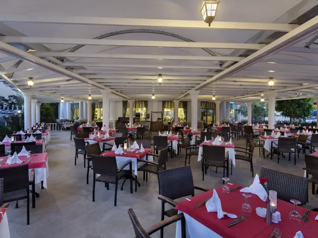 фото отеля Alba Queen изображение №29