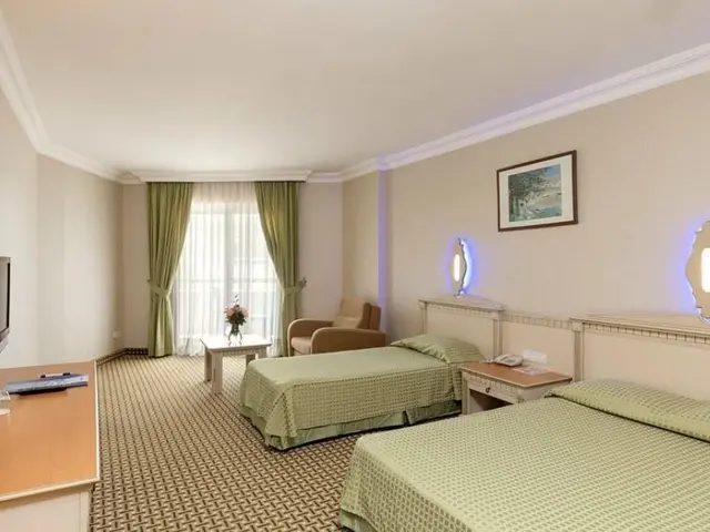 фото Holiday Park Resort изображение №2