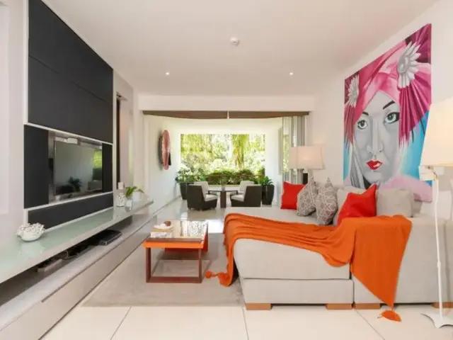 фотографии отеля Baanjai Surin Beach изображение №11