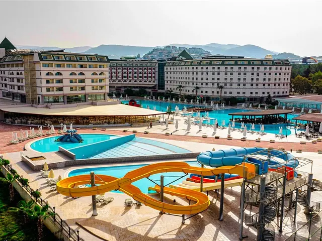 Grand Cortez Resort Hotel & Spa (ex. Bayar Family Resort Hotel Spa; Bayar Resort Hotel)
