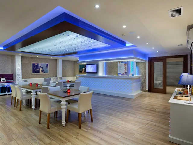 фотографии отеля Villa Sunflower (ex. Villa Sunflower Aparts & Suites) изображение №103