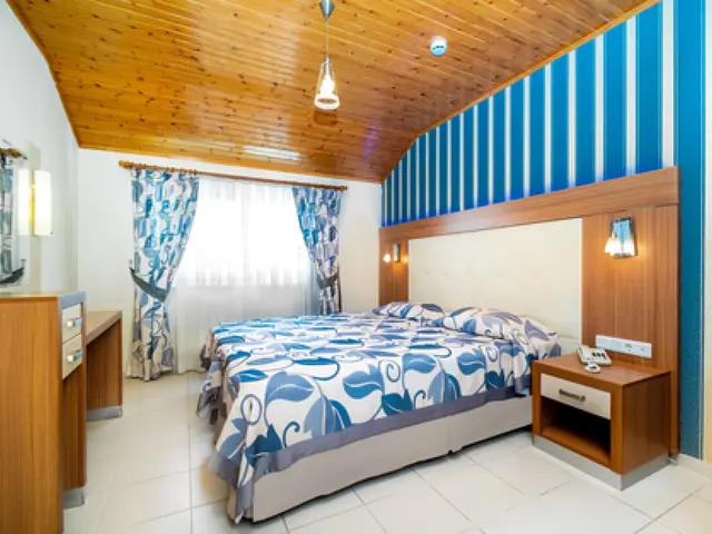 фотографии Villa Sunflower (ex. Villa Sunflower Aparts & Suites) изображение №72