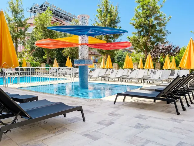 фотографии отеля Villa Sunflower (ex. Villa Sunflower Aparts & Suites) изображение №43