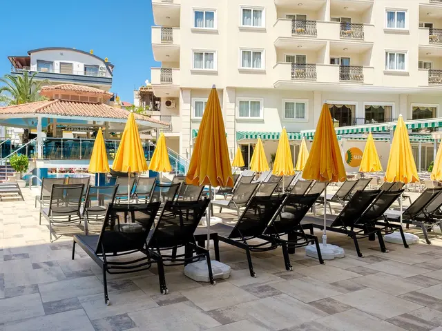 фотографии отеля Villa Sunflower (ex. Villa Sunflower Aparts & Suites) изображение №35