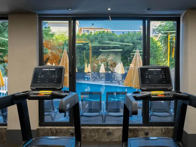 фото отеля Villa Sunflower (ex. Villa Sunflower Aparts & Suites) изображение №25