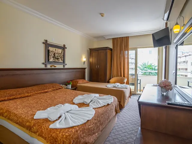 фотографии отеля Karen изображение №7