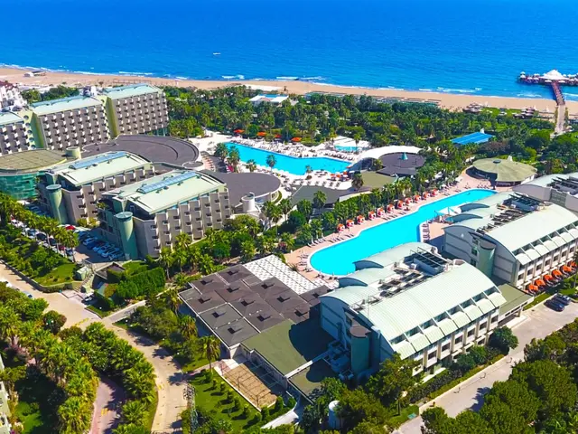 Vonresort Golden Coast (ex. Golden Coast Resort Hotel & Spa)