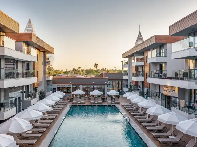 фото Side Amour изображение №10