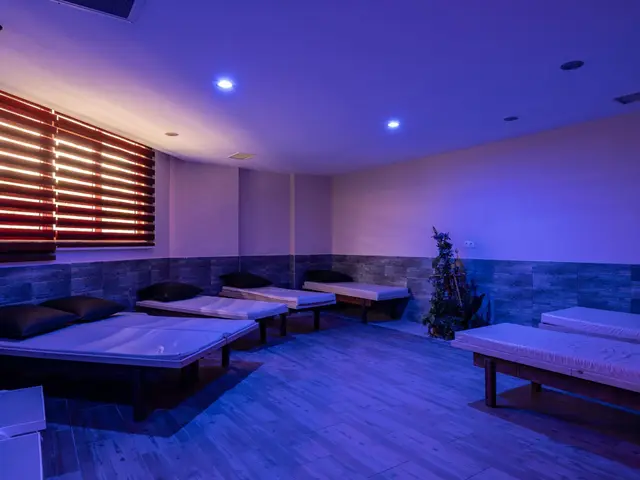 фотографии Throne Beach Resort & Spa (ex. Throne Nilbahir Resort & Spa) изображение №16