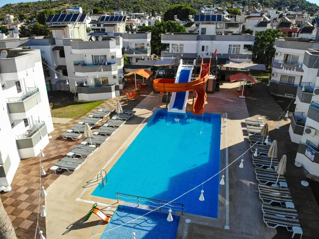 фото отеля Throne Beach Resort & Spa (ex. Throne Nilbahir Resort & Spa) изображение №9