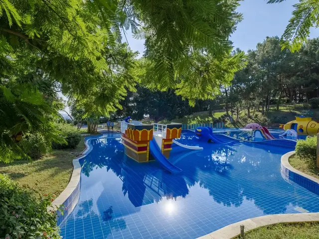 фото A Good Life Utopia Family Resort (ex. A Good Life Water Planet; Water Planet Deluxe Hotel & Aquapark) изображение №38