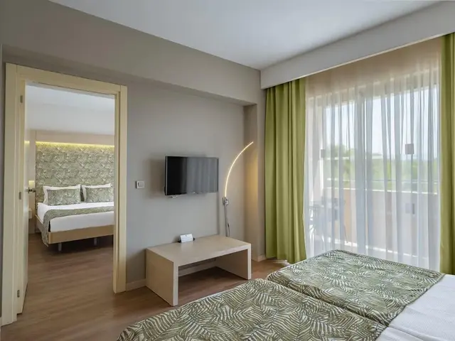 фото A Good Life Utopia Family Resort (ex. A Good Life Water Planet; Water Planet Deluxe Hotel & Aquapark) изображение №18