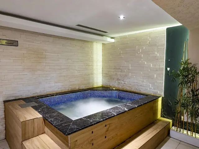 фото A Good Life Utopia Family Resort (ex. A Good Life Water Planet; Water Planet Deluxe Hotel & Aquapark) изображение №2