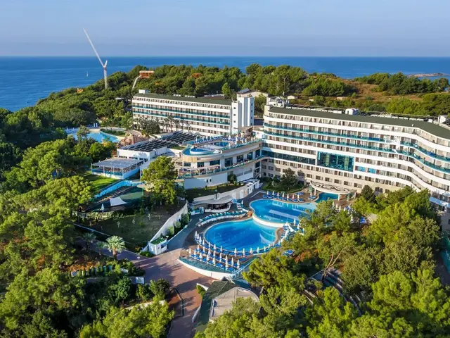 фотографии отеля A Good Life Utopia Family Resort (ex. A Good Life Water Planet; Water Planet Deluxe Hotel & Aquapark) изображение №3