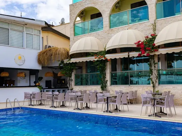 фото отеля Ozcan Beach изображение №1