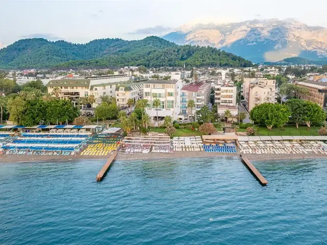 фото отеля Viking Beach Hotel (ex. Bonn Beach Hotel By RRH&R) изображение №1