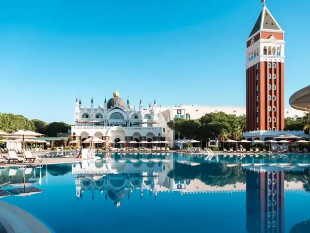 Үйдегі порно қыздармен бірге